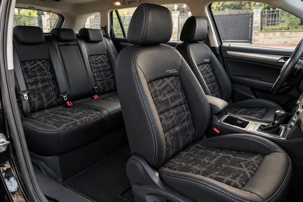 Autopotahy Volkswagen TIGUAN, od r. 2007, AUTHENTIC DOBLO, Matrix černý