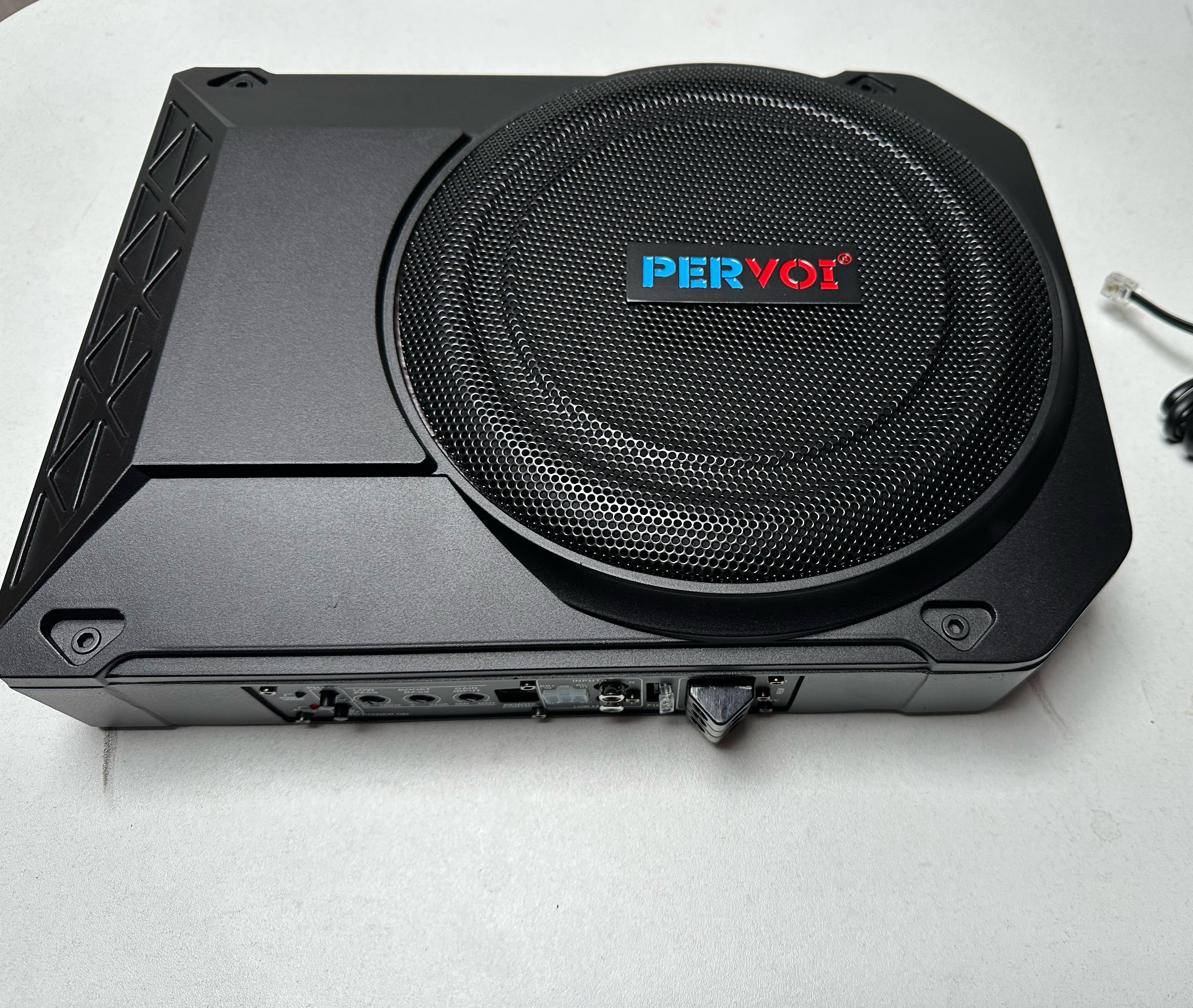 Aktivní subwoofer    CTC-1013