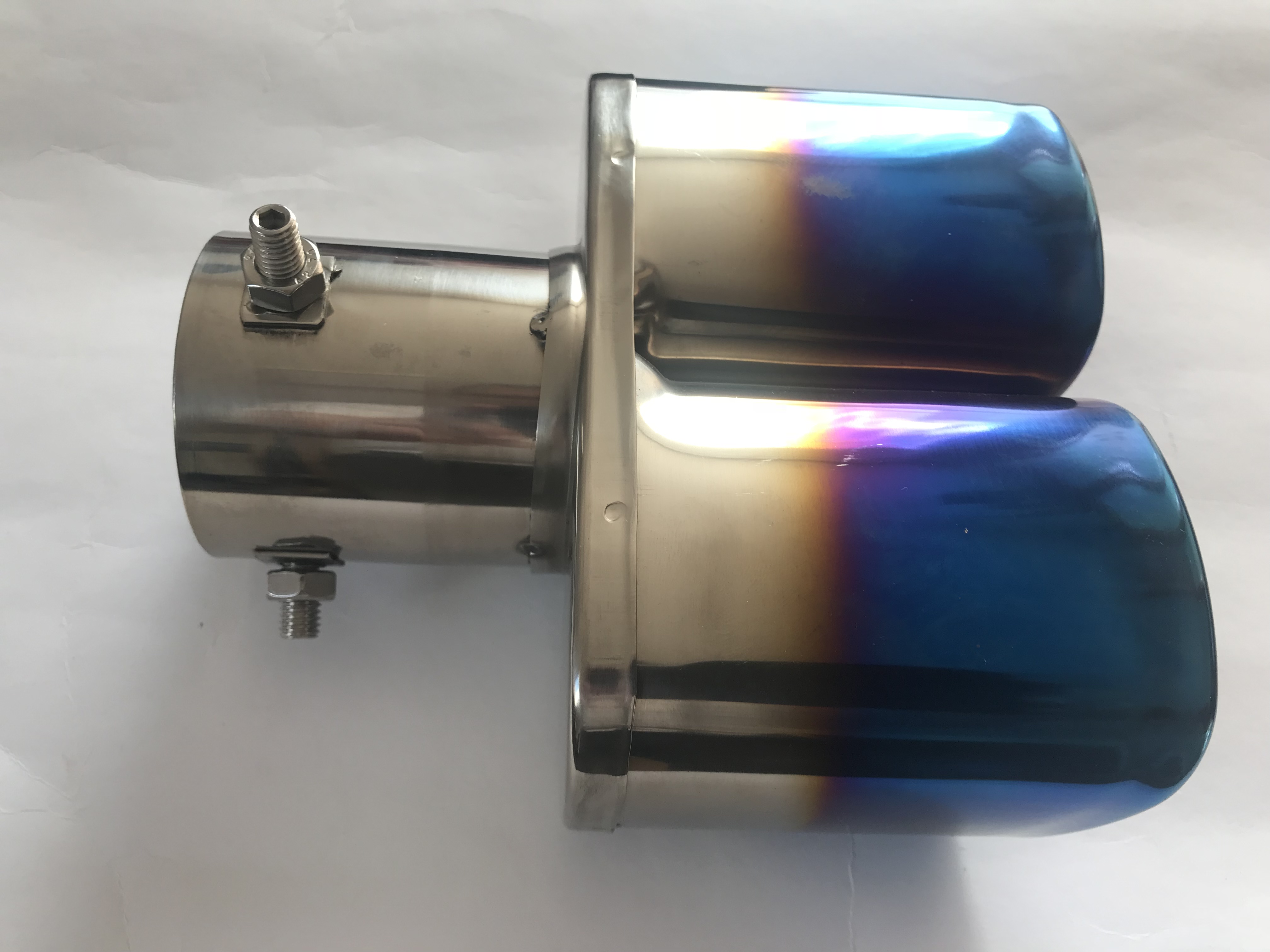 Koncovka výfuku dvojtá hranatá 