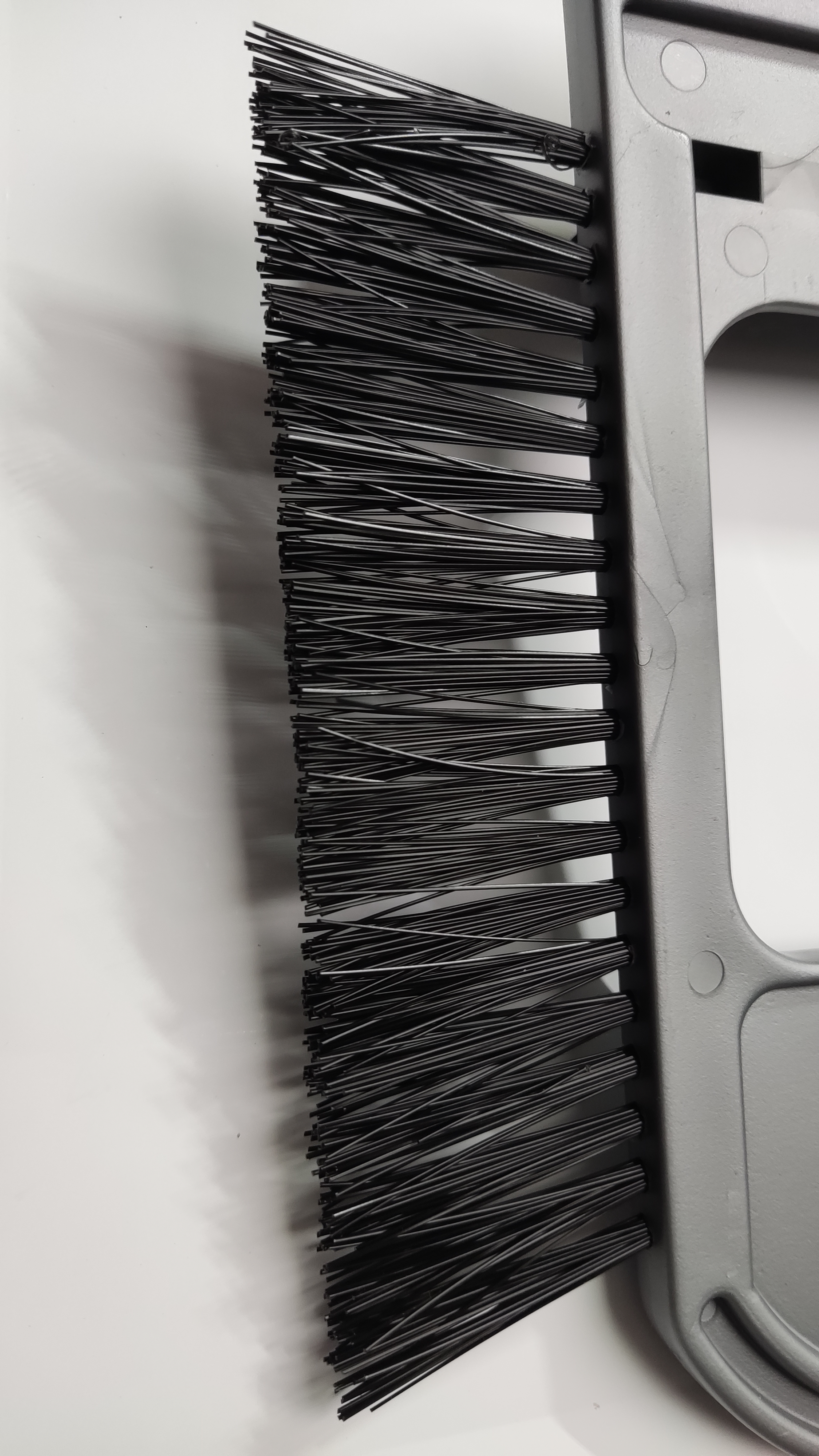 Škrabka na sníh s kovovým břitem