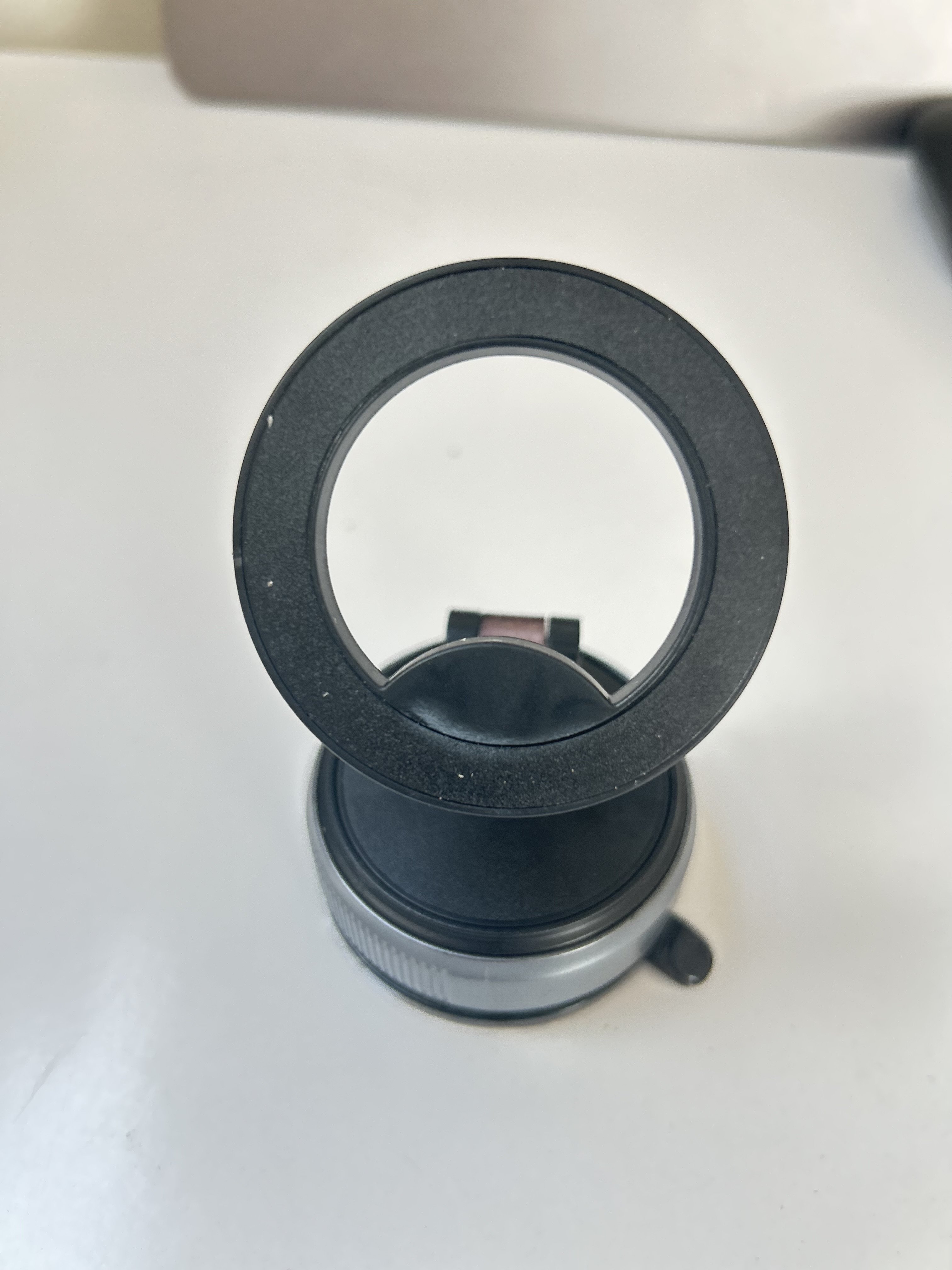 Magnetický držák na telefon do auta s 360° otočným nastavitelným držákem 