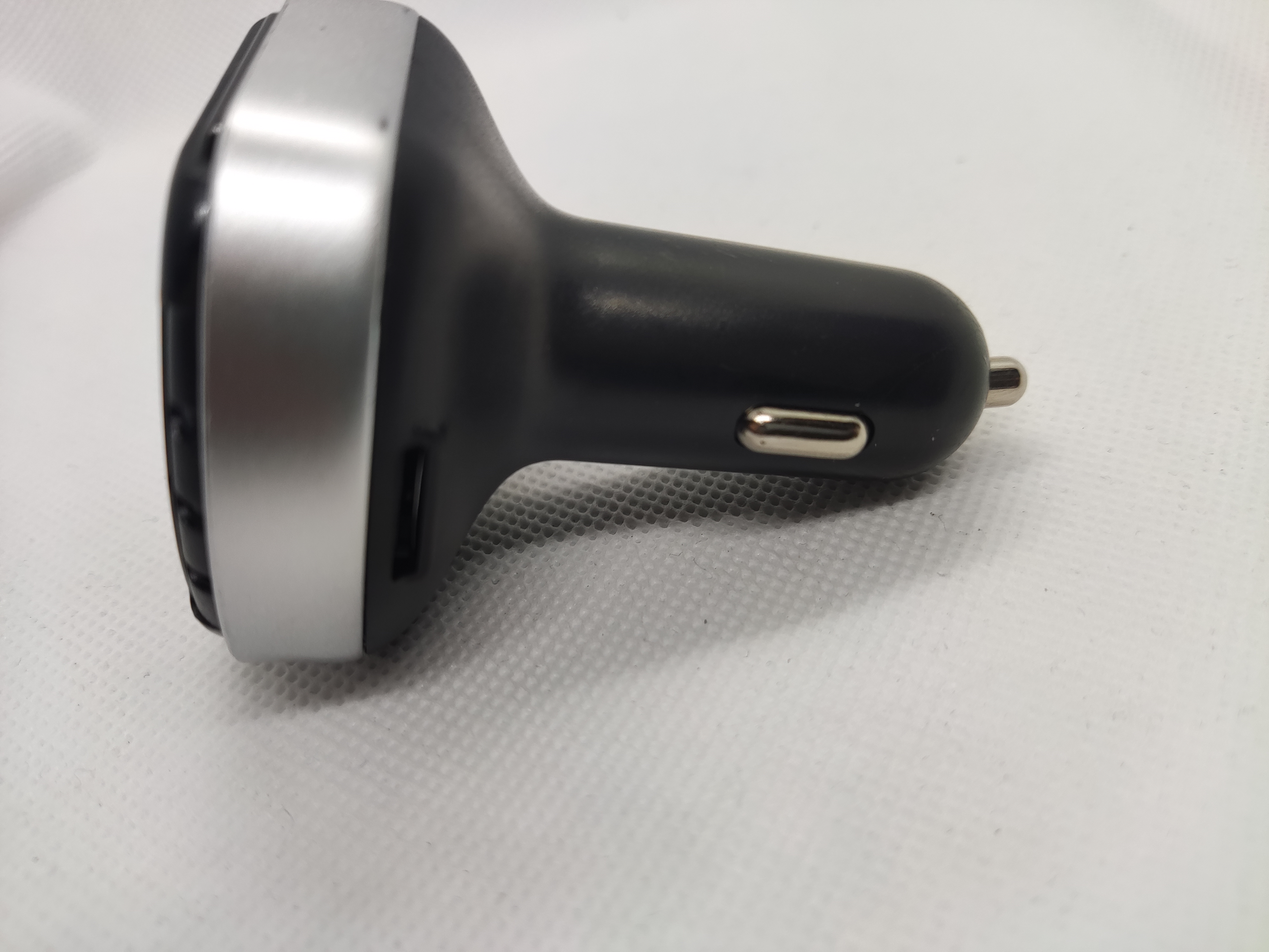 Bluetooth FM Transmitter FM