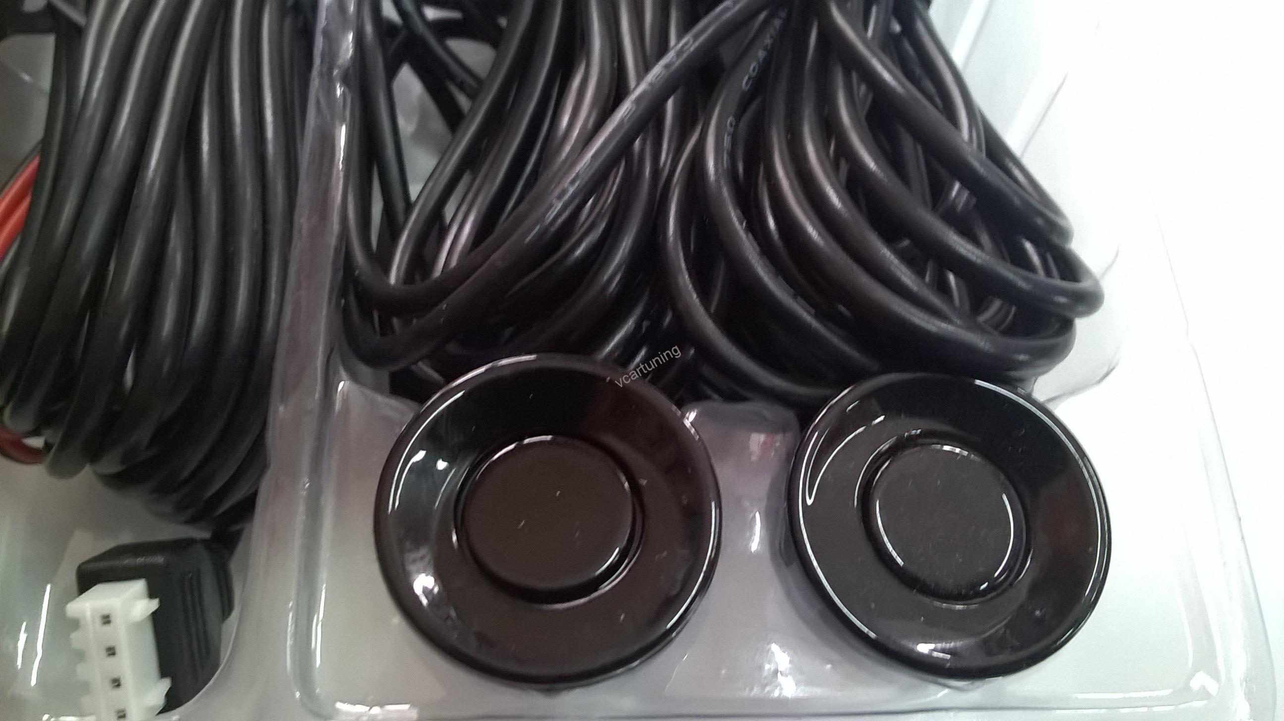 PARKOVACÍ ASISTENT LED, 4 senzory/černe.