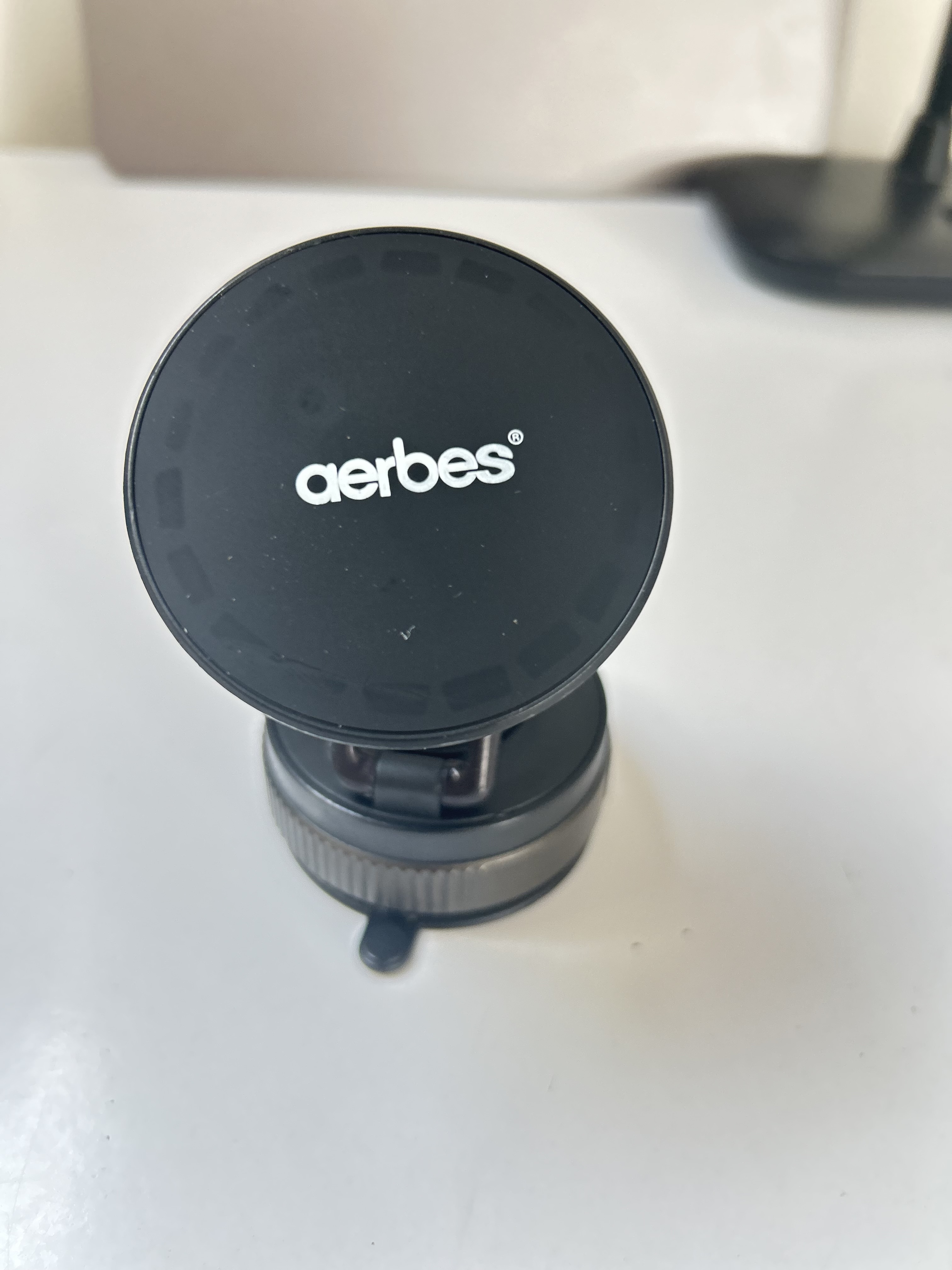 Magnetický držák na telefon do auta s 360° otočným nastavitelným držákem 